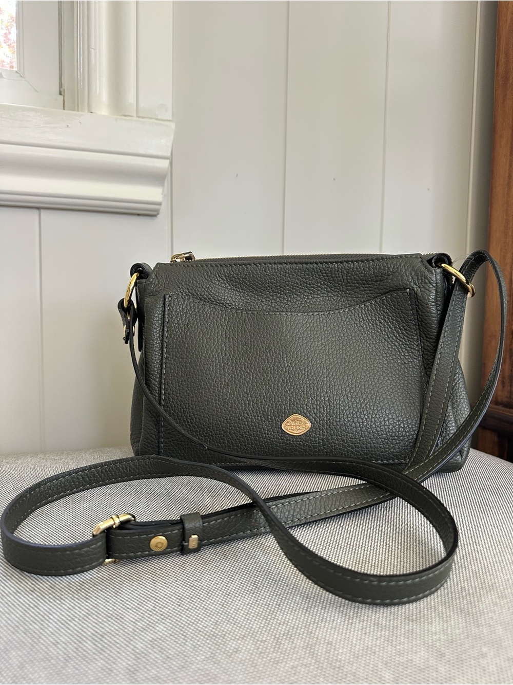 The Trend Genuine Leather Crossbody Bag in Dark Green